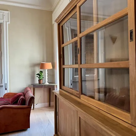 Elegante Con Terrazzo