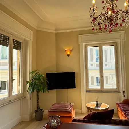 Elegante Con Terrazzo *