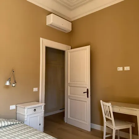 Elegante Con Terrazzo * Rom