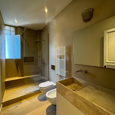 Elegante Con Terrazzo * Rzym